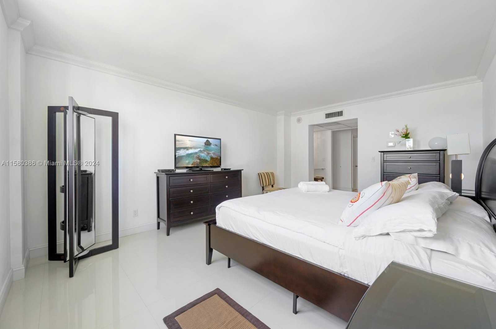 Small Image of 19370 COLLINS AVE #1103, Sunny Isles Beach Number 15