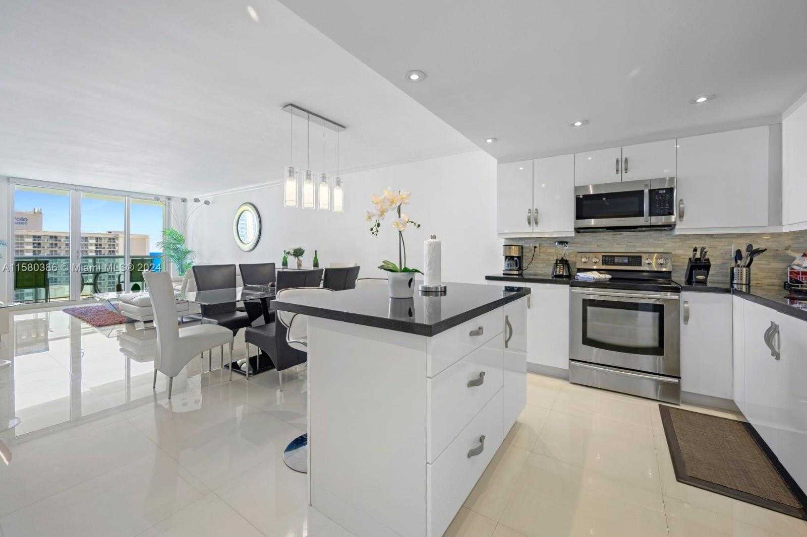 Small Image of 19370 COLLINS AVE #1103, Sunny Isles Beach Number 8