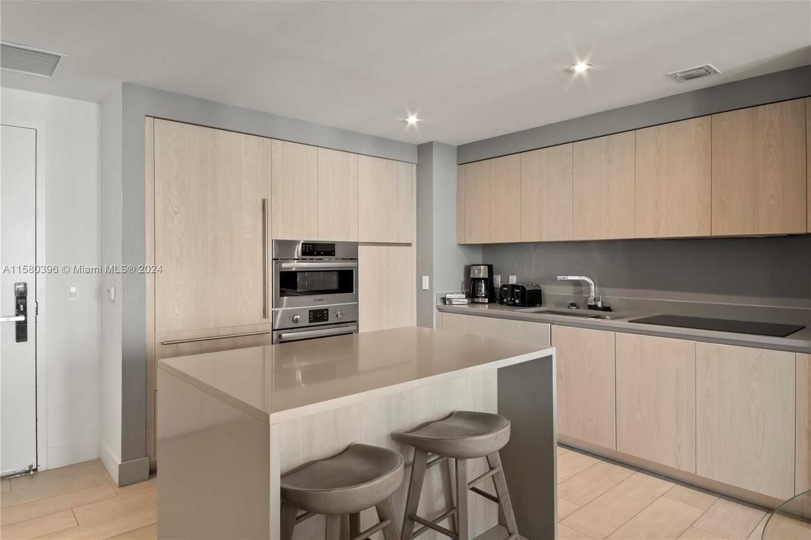 Small Image of 4010 #R2207, Hollywood Number 10