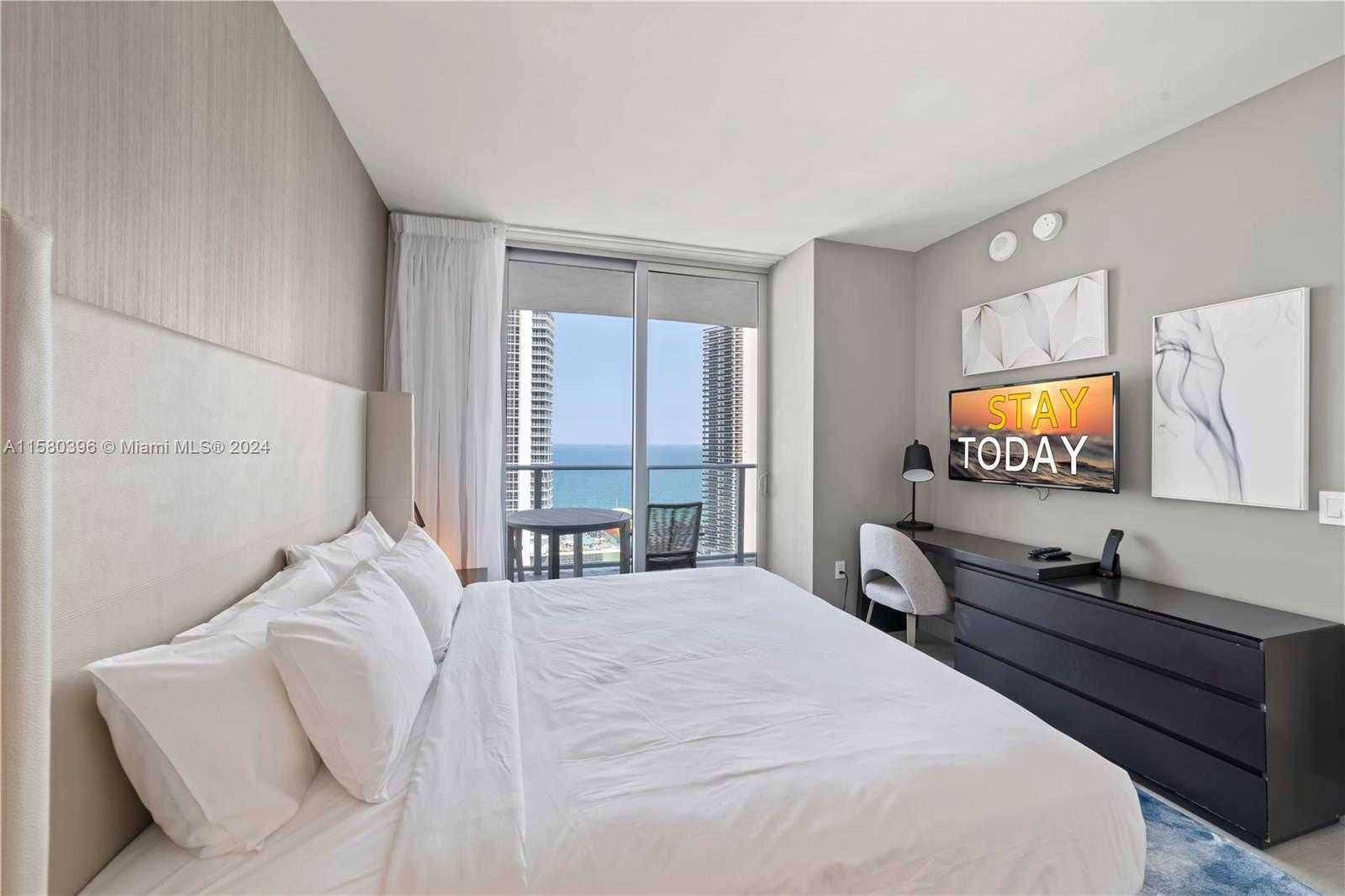 Small Image of 4010 #R2207, Hollywood Number 14