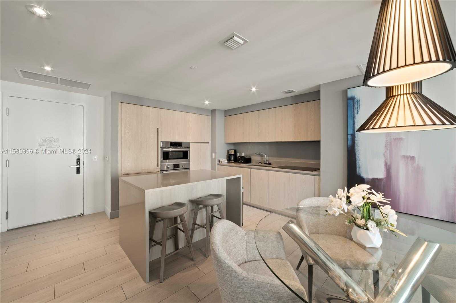 Small Image of 4010 #R2207, Hollywood Number 9