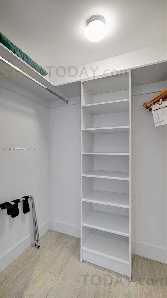 Small Image of 4010 SOUTH OCEAN DR #R805, Hollywood Number 25