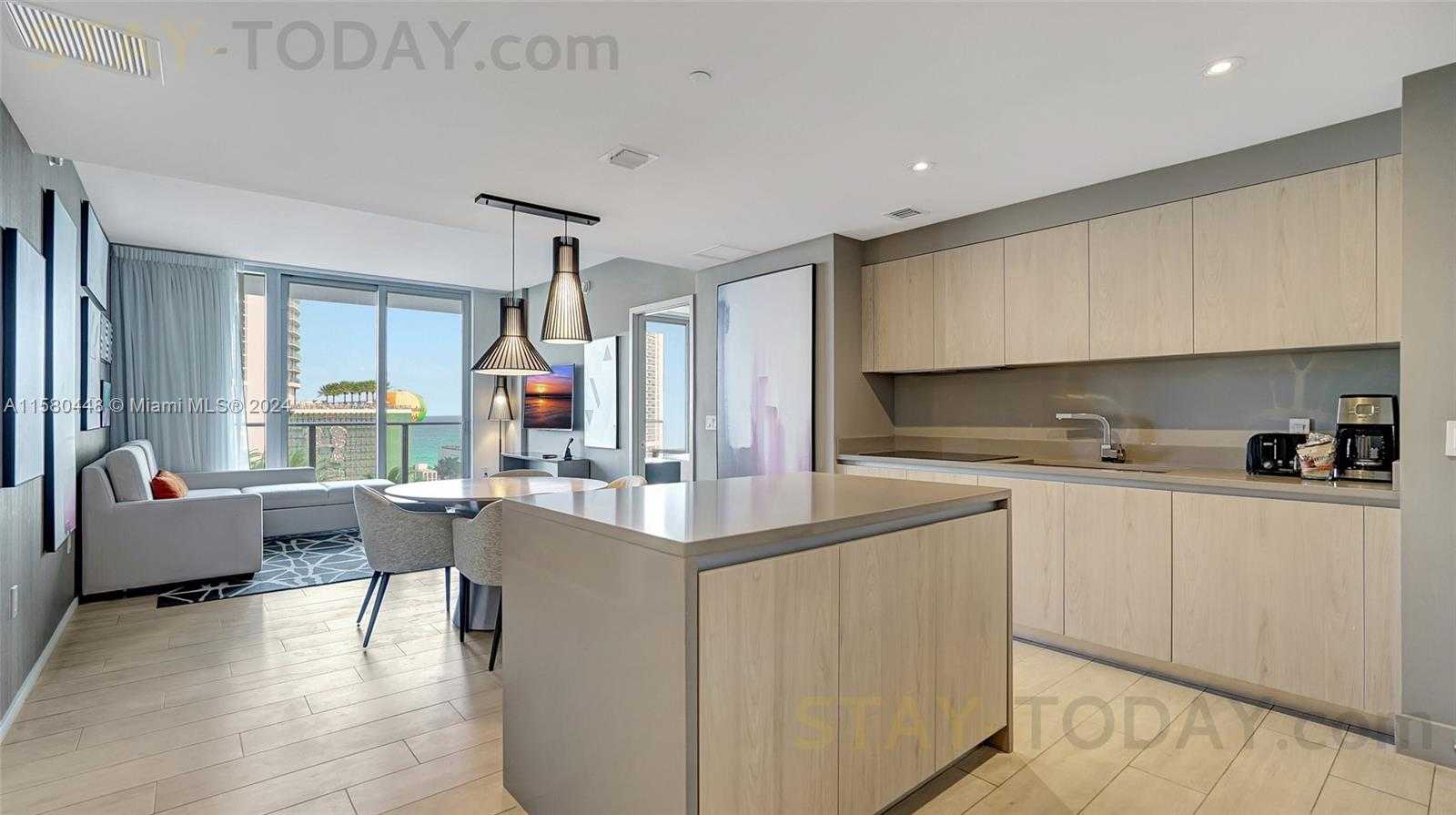 Small Image of 4010 SOUTH OCEAN DR #R805, Hollywood Number 7