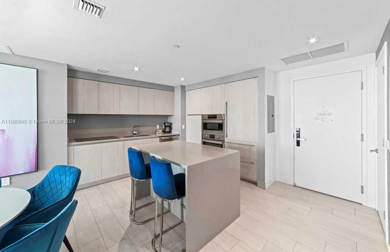 Small Image of 4010 SOUTH OCEAN DR #R2505, Hollywood Number 2