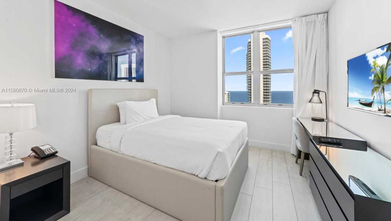 Small Image of 4010 SOUTH OCEAN DR #R2409, Hollywood Number 3