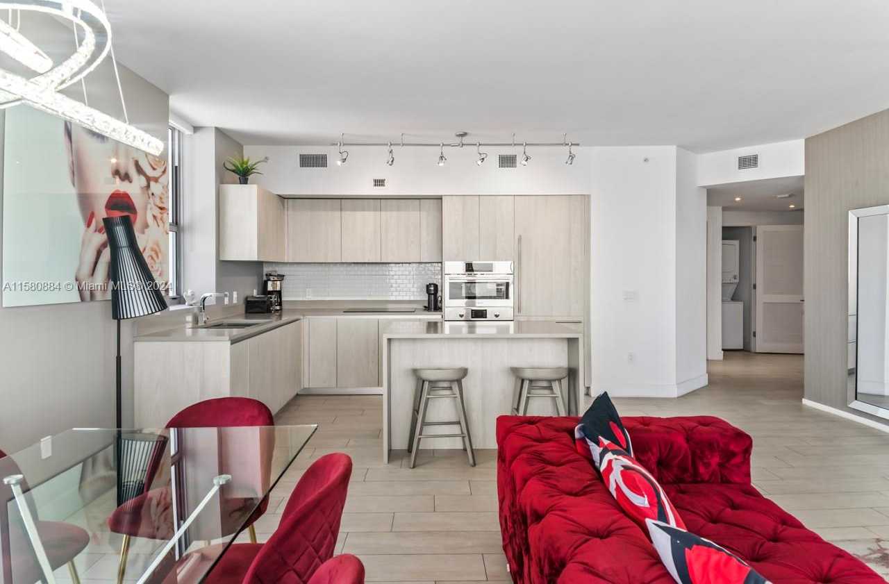 Small Image of 4010 SOUTH OCEAN DR #R1601, Hollywood Number 12