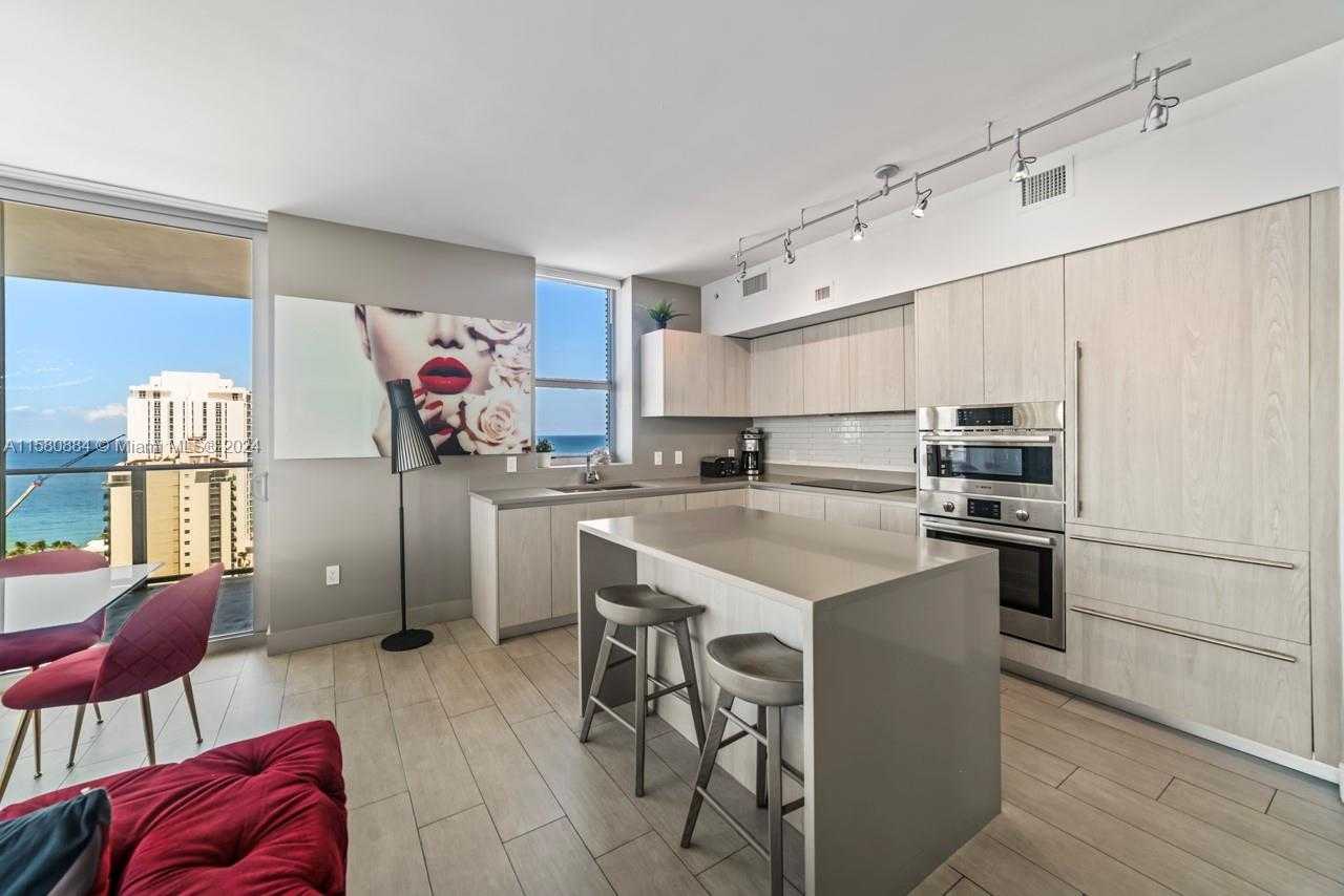 Small Image of 4010 SOUTH OCEAN DR #R1601, Hollywood Number 14