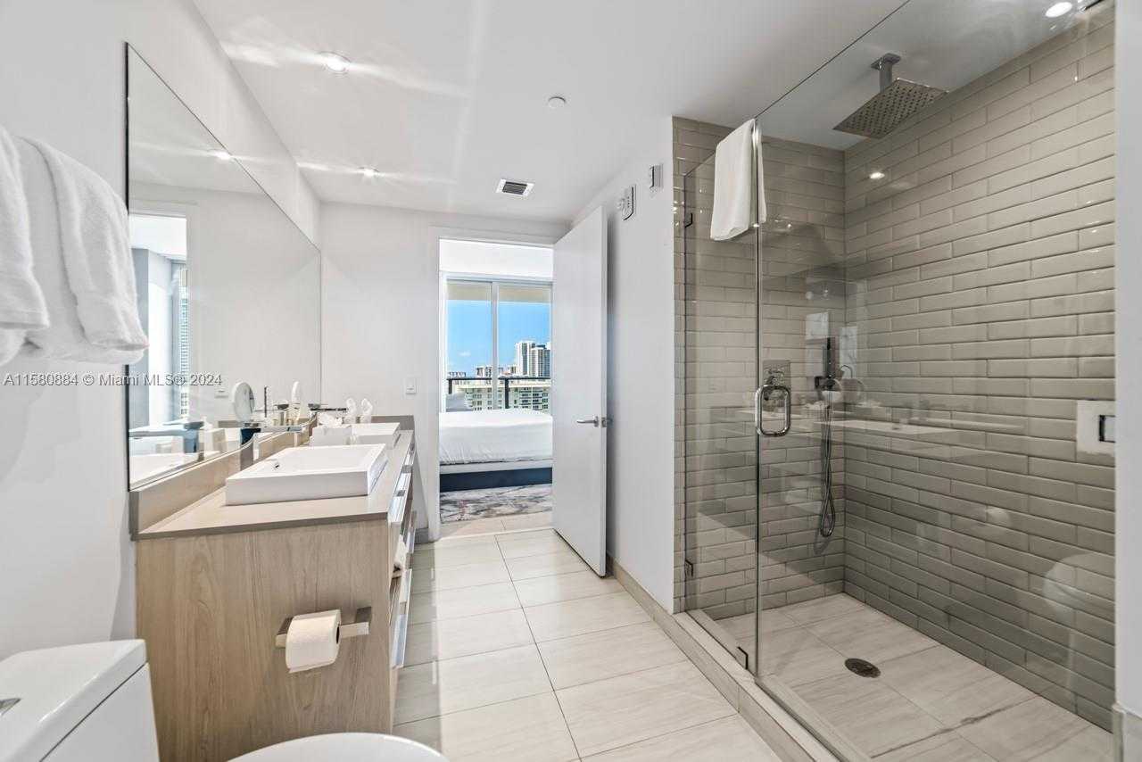 Small Image of 4010 SOUTH OCEAN DR #R1601, Hollywood Number 19