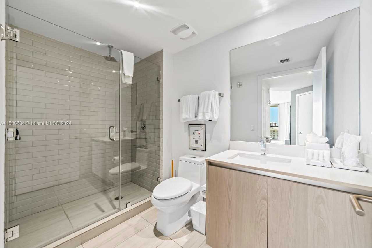 Small Image of 4010 SOUTH OCEAN DR #R1601, Hollywood Number 2