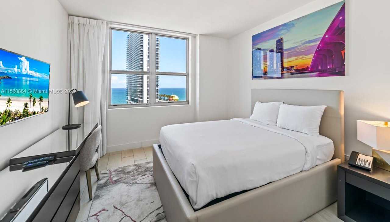 Small Image of 4010 SOUTH OCEAN DR #R1601, Hollywood Number 3