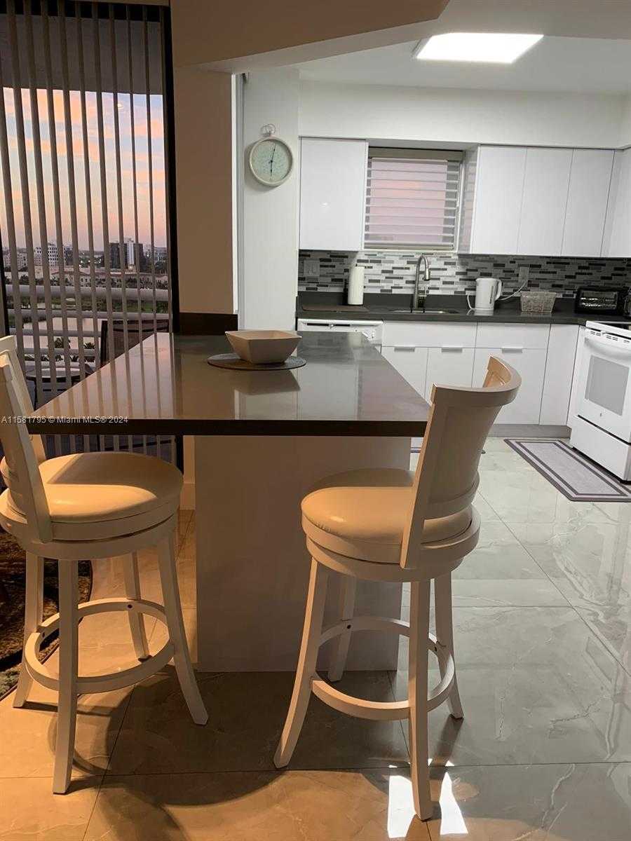 Small Image of 3300 NORTH EAST 192ND ST #1506, Aventura Number 7