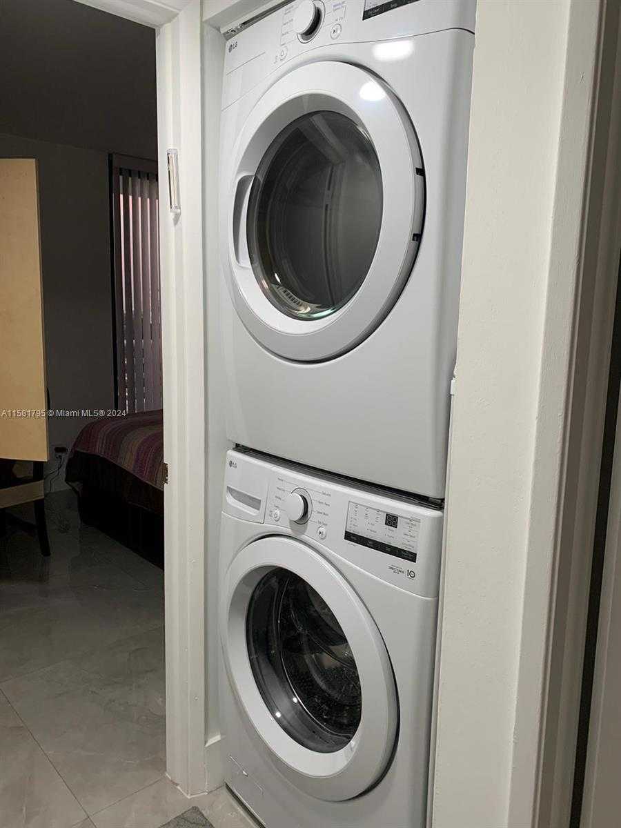 Small Image of 3300 NORTH EAST 192ND ST #1506, Aventura Number 8
