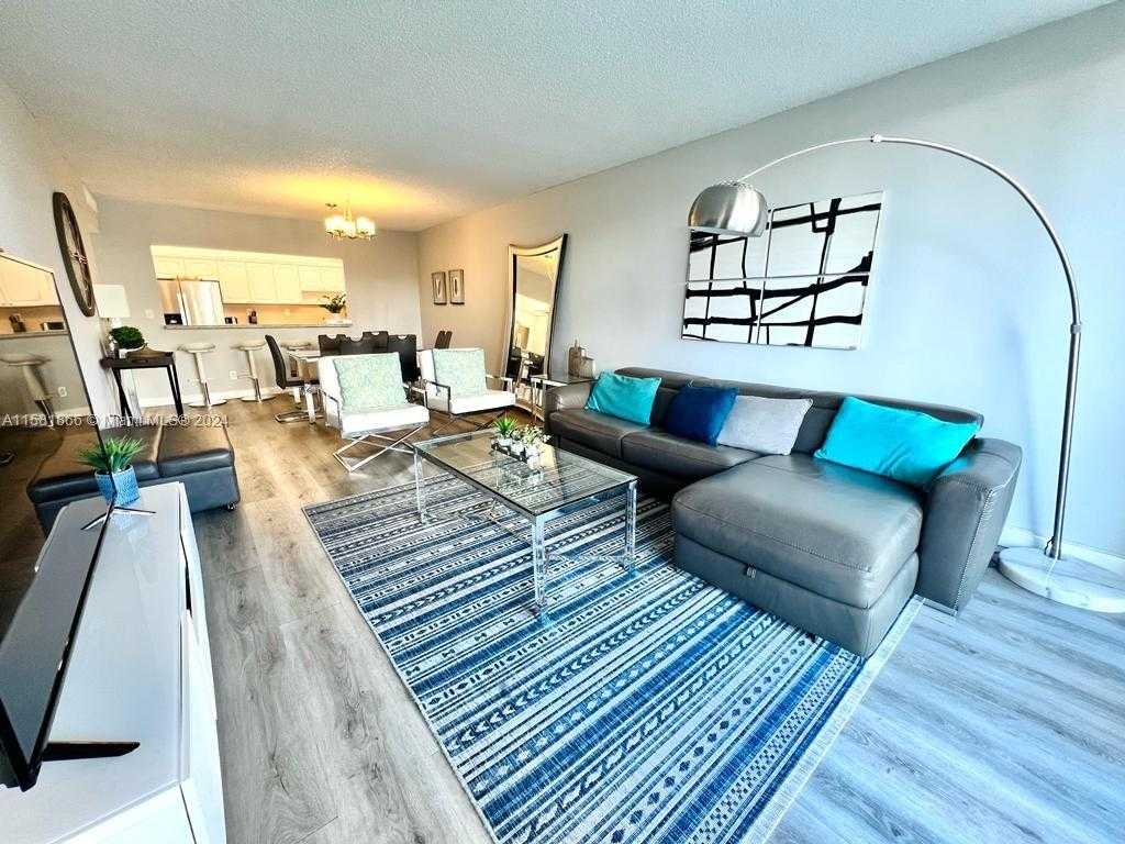 Small Image of 19370 COLLINS AVE #321, Sunny Isles Beach Number 4