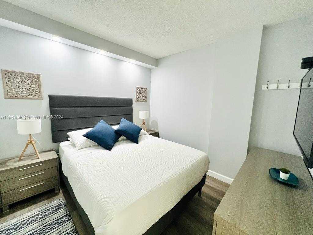 Small Image of 19370 COLLINS AVE #321, Sunny Isles Beach Number 9
