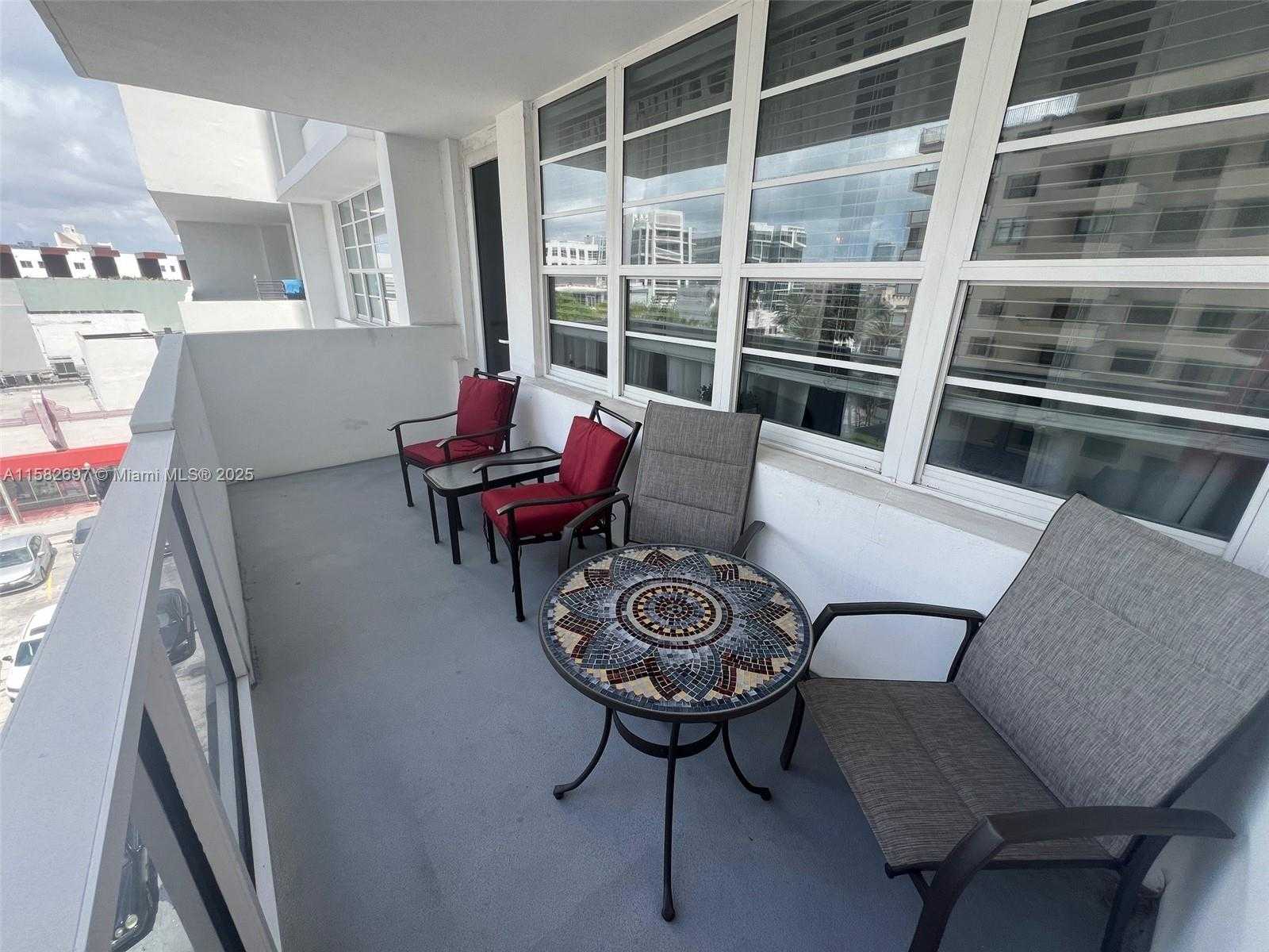 Small Image of 100 LINCOLN RD #603, Miami Beach Number 2