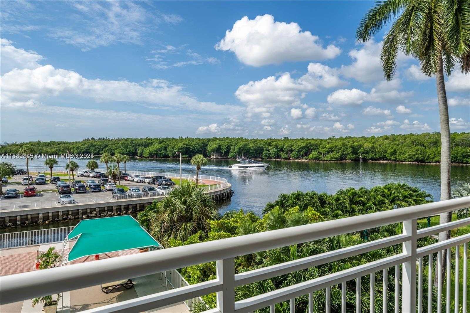 Small Image of 400 KINGS POINT DR #310, Sunny Isles Beach Number 29