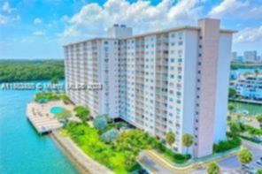Small Image of 400 KINGS POINT DR #1208, Sunny Isles Beach Number 15