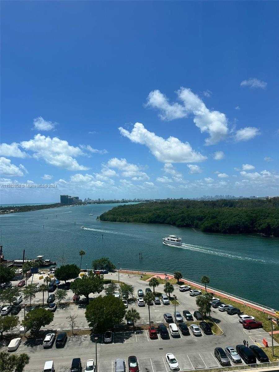 Small Image of 400 KINGS POINT DR #1208, Sunny Isles Beach Number 29