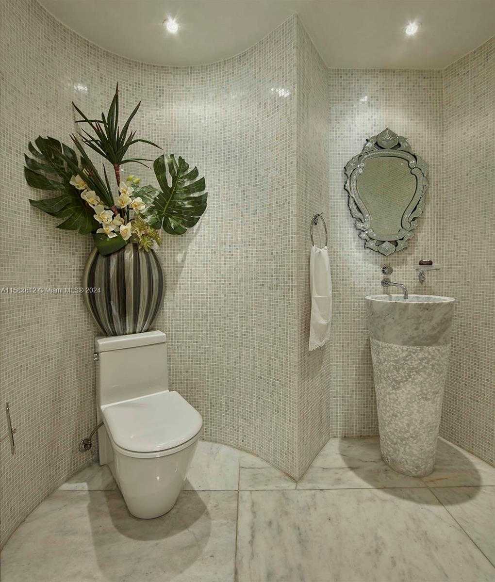 Small Image of 1643 BRICKELL AVE #2902, Miami Number 7