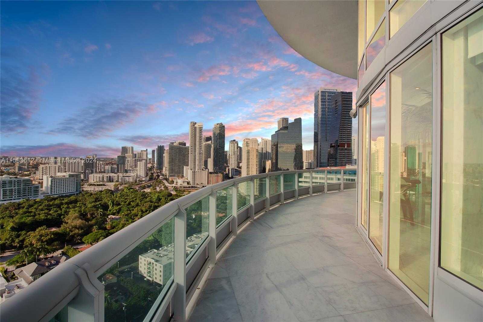Small Image of 1643 BRICKELL AVE #2902, Miami Number 8