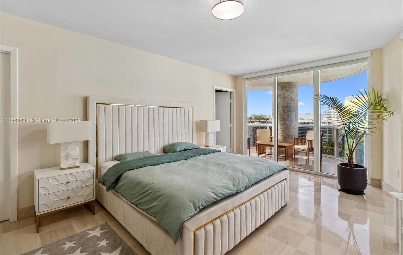 Small Image of 1800 SOUTH OCEAN DR #1010, Hallandale Beach Number 19