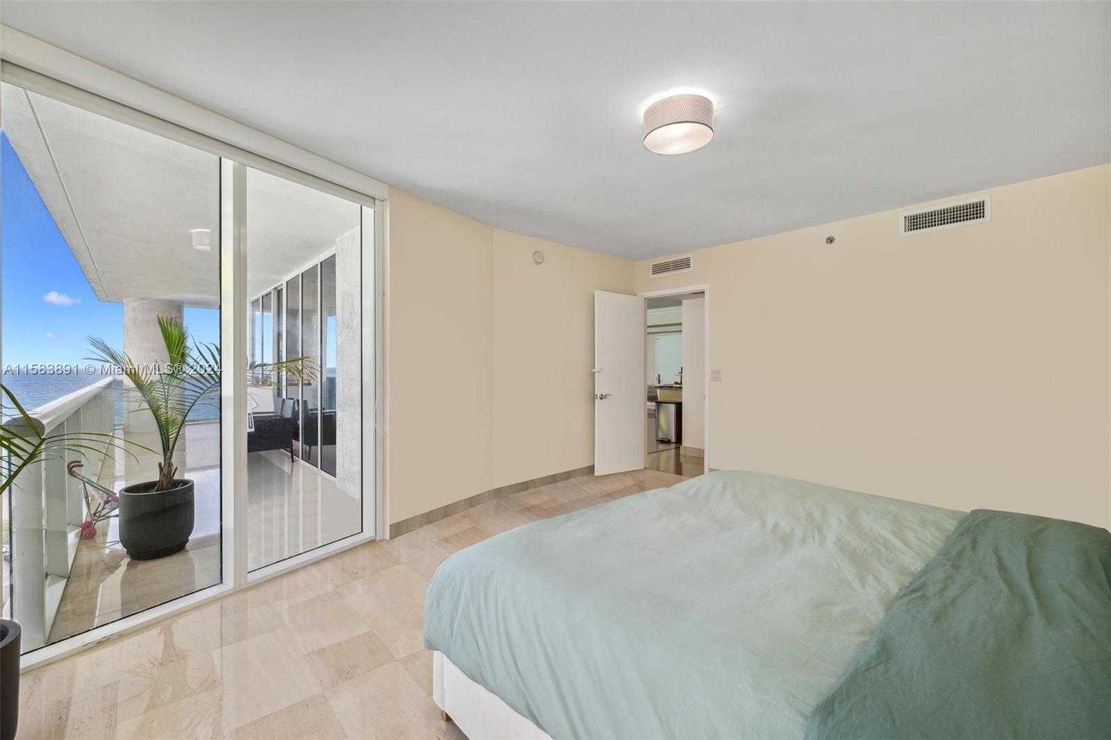 Small Image of 1800 SOUTH OCEAN DR #1010, Hallandale Beach Number 21