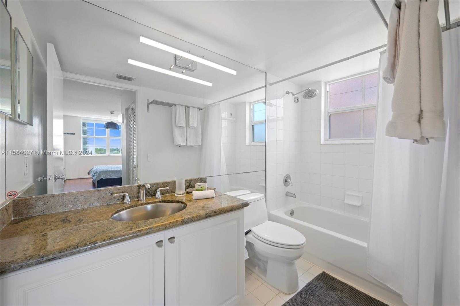 Small Image of 19655 EAST COUNTRY CLUB DR #6502, Aventura Number 12