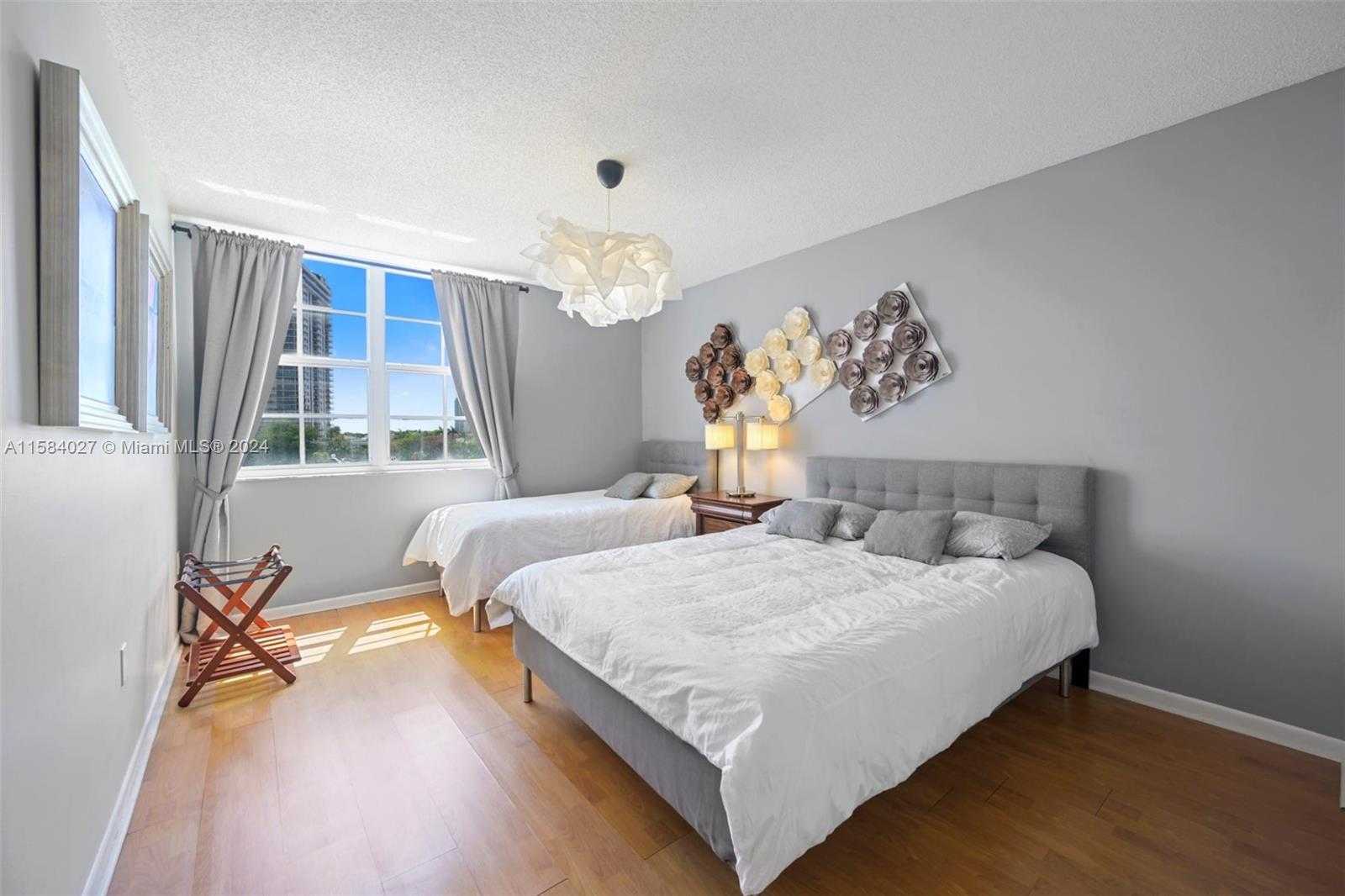 Small Image of 19655 EAST COUNTRY CLUB DR #6502, Aventura Number 13