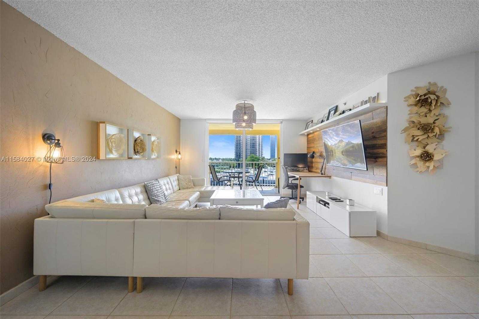Small Image of 19655 EAST COUNTRY CLUB DR #6502, Aventura Number 3