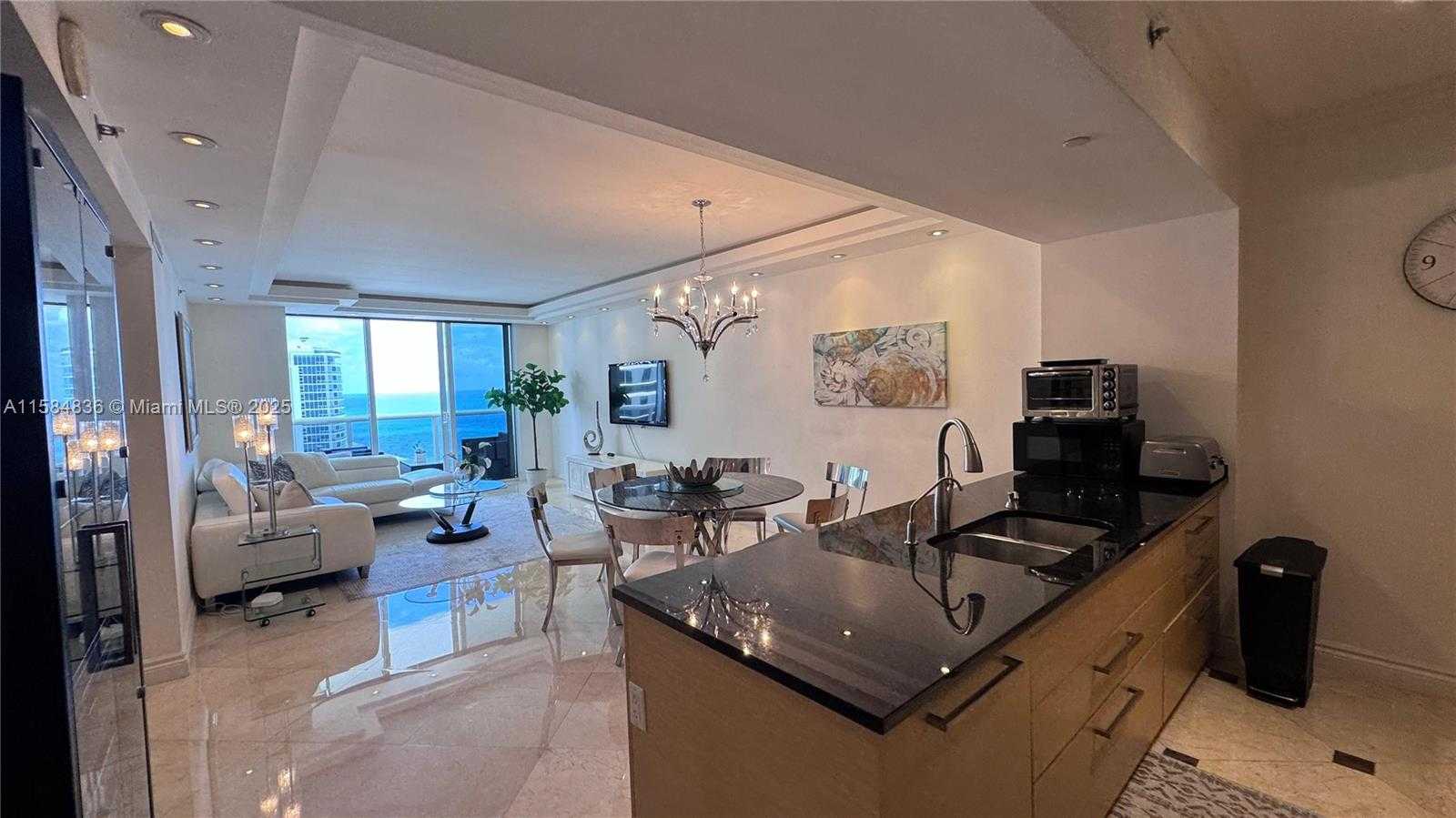 Small Image of 1830 SOUTH OCEAN DR #2211, Hallandale Beach Number 12