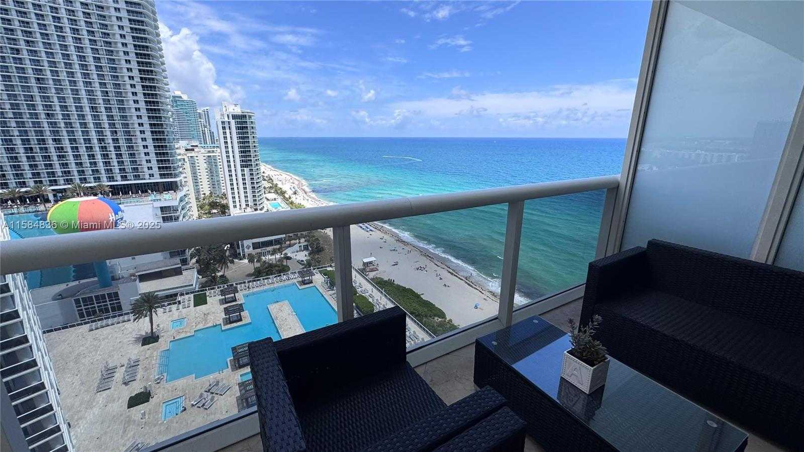 Small Image of 1830 SOUTH OCEAN DR #2211, Hallandale Beach Number 3