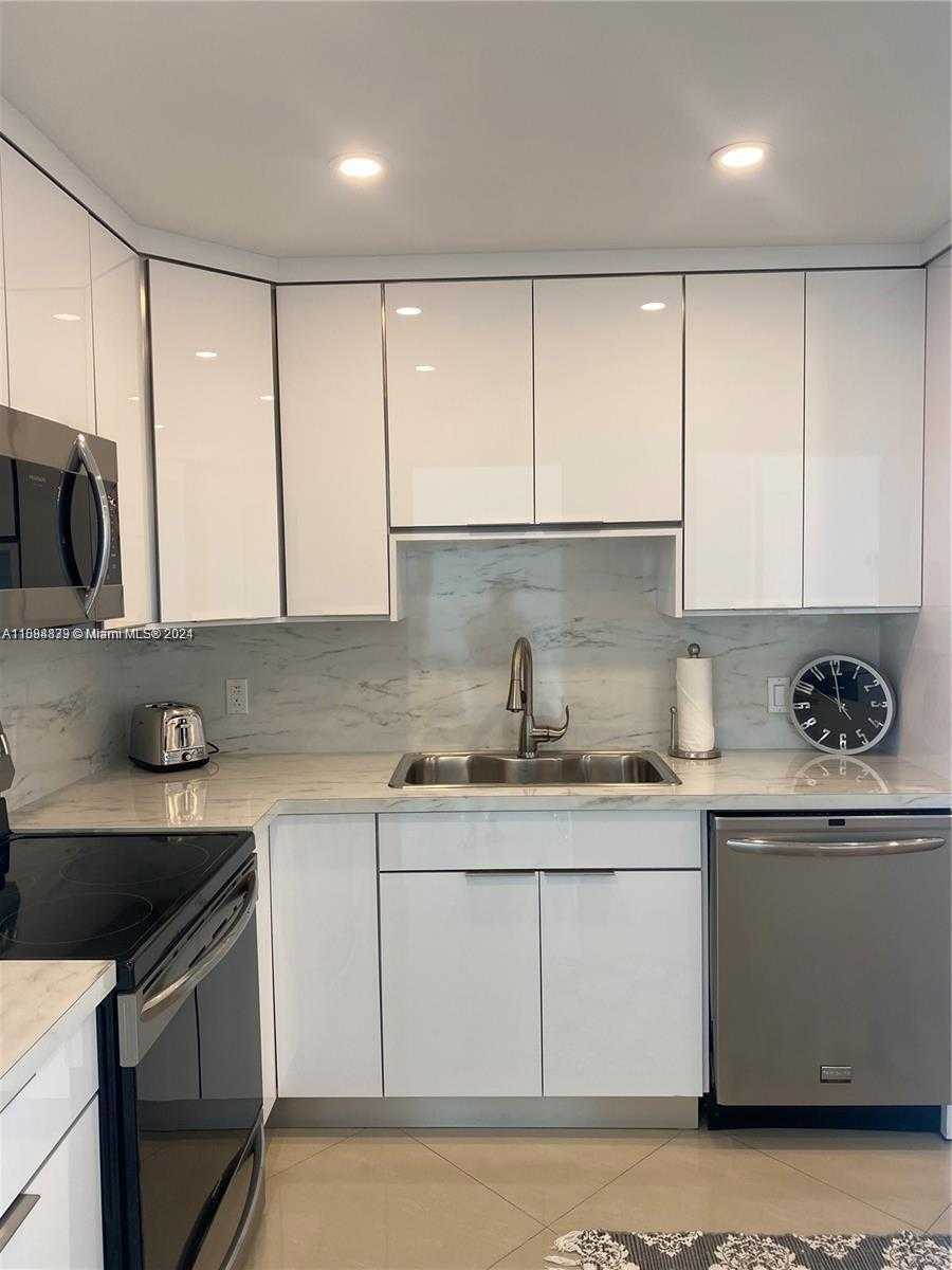 Small Image of 3801 SOUTH OCEAN DR #PH16S, Hollywood Number 14