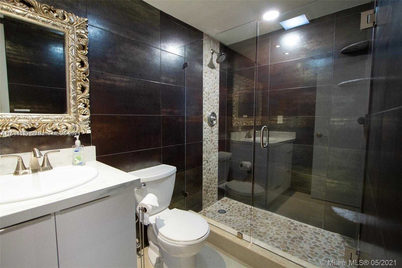 Small Image of 3801 SOUTH OCEAN DR #PH16S, Hollywood Number 19