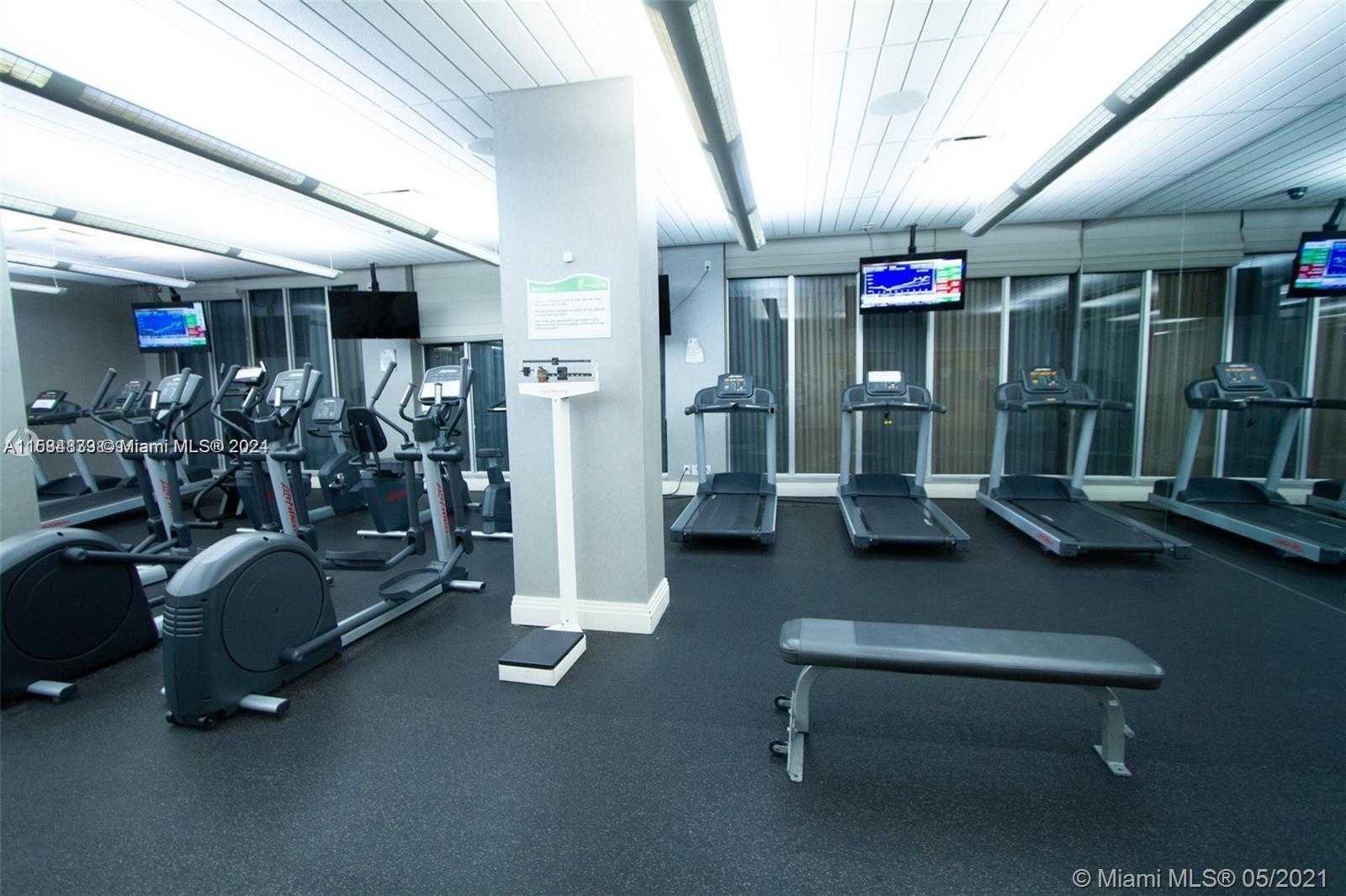 Small Image of 3801 SOUTH OCEAN DR #PH16S, Hollywood Number 25
