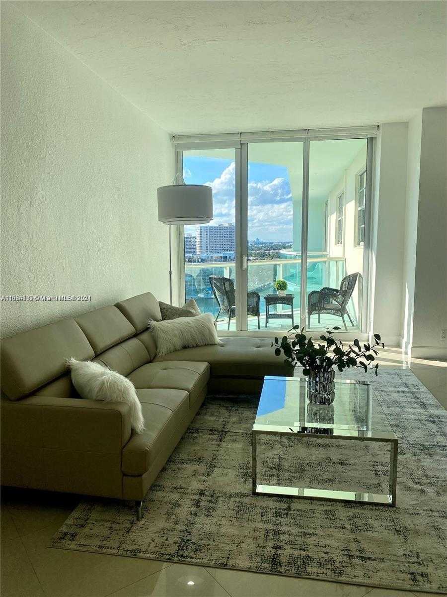 Small Image of 3801 SOUTH OCEAN DR #PH16S, Hollywood Number 4