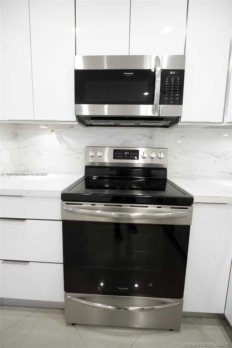 Small Image of 3801 SOUTH OCEAN DR #PH16S, Hollywood Number 8