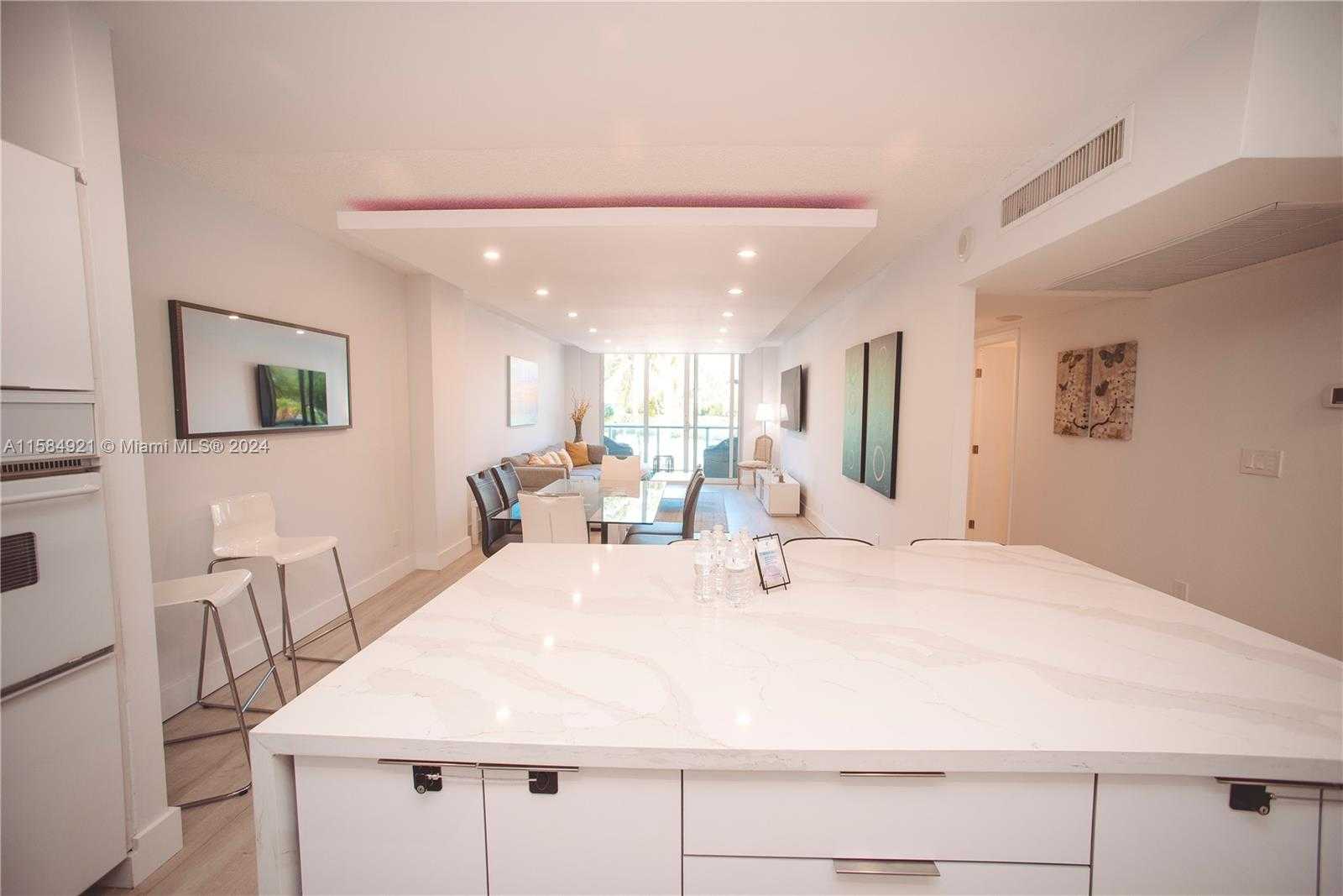 Small Image of 19370 COLLINS AVE #124, Sunny Isles Beach Number 3