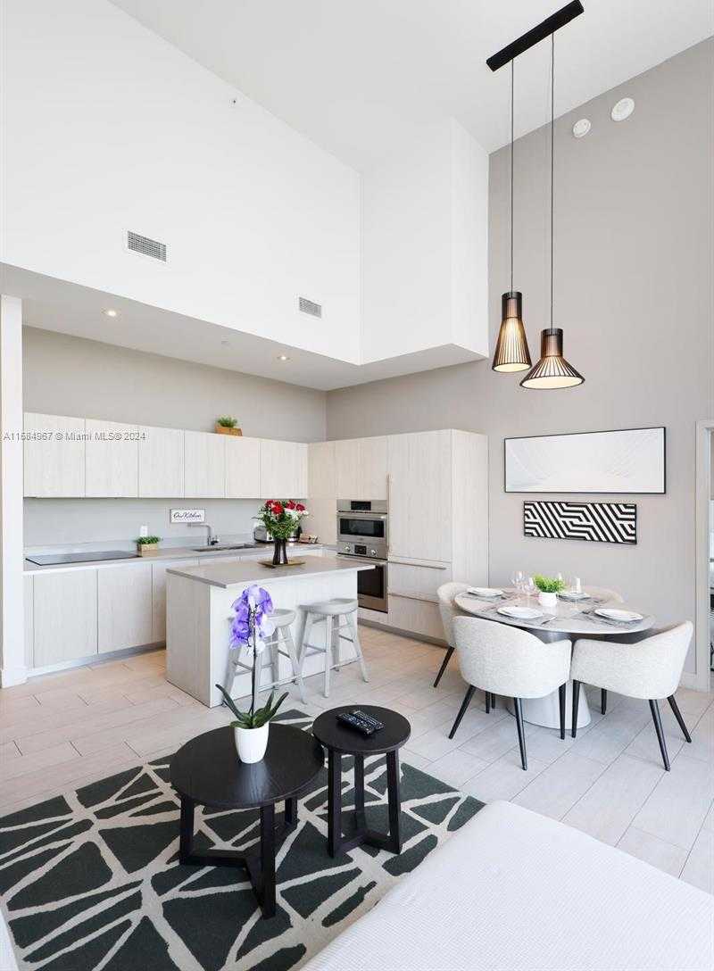 Small Image of 4010 SOUTH OCEAN DR #R504, Hollywood Number 2