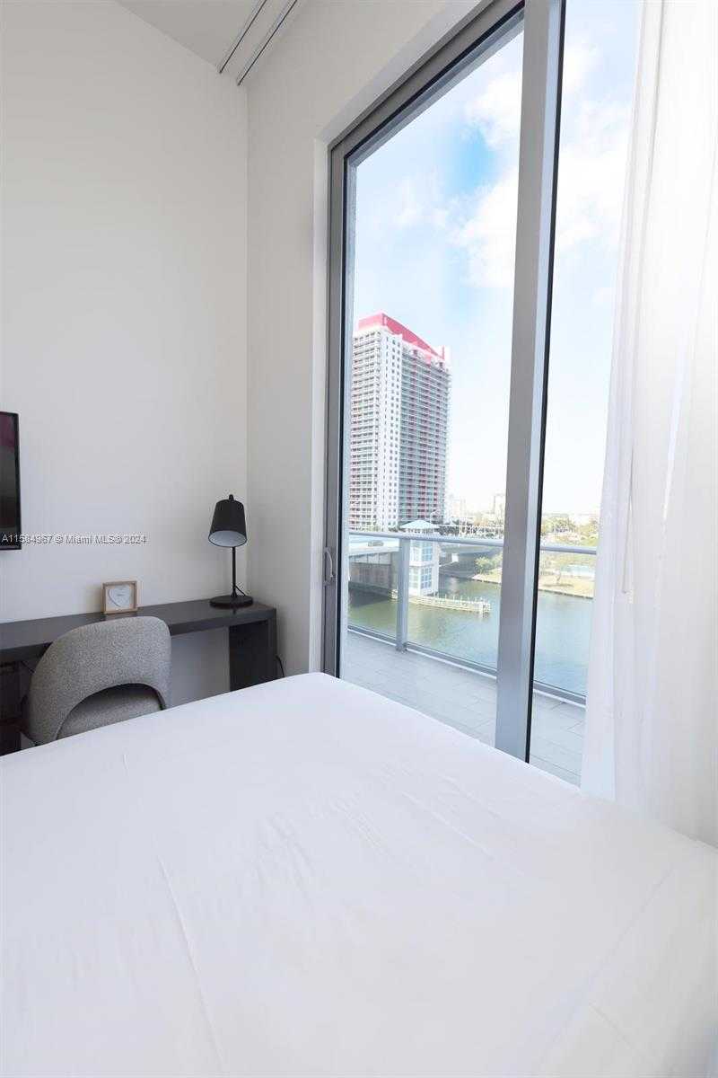 Small Image of 4010 SOUTH OCEAN DR #R504, Hollywood Number 9