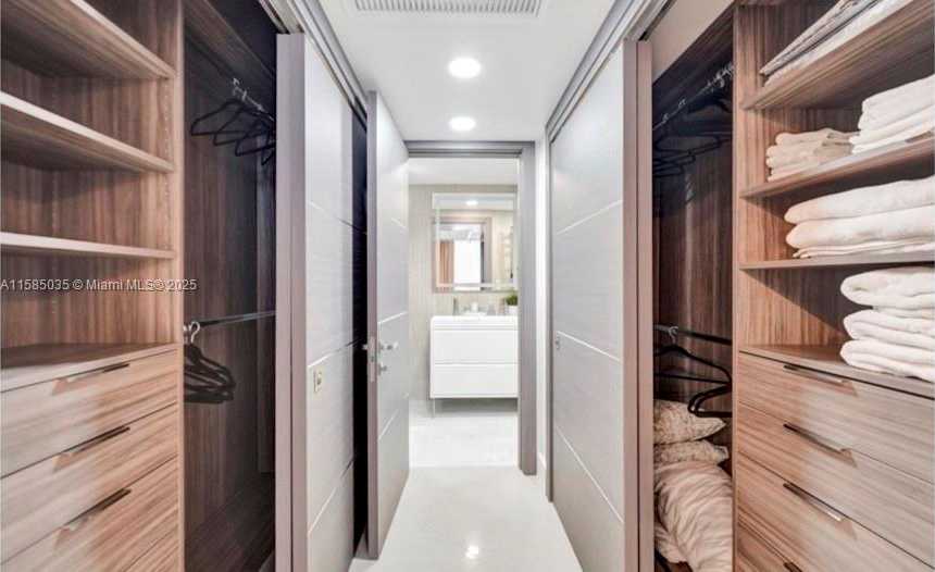 Small Image of 4001 SOUTH OCEAN DR #3L, Hollywood Number 16