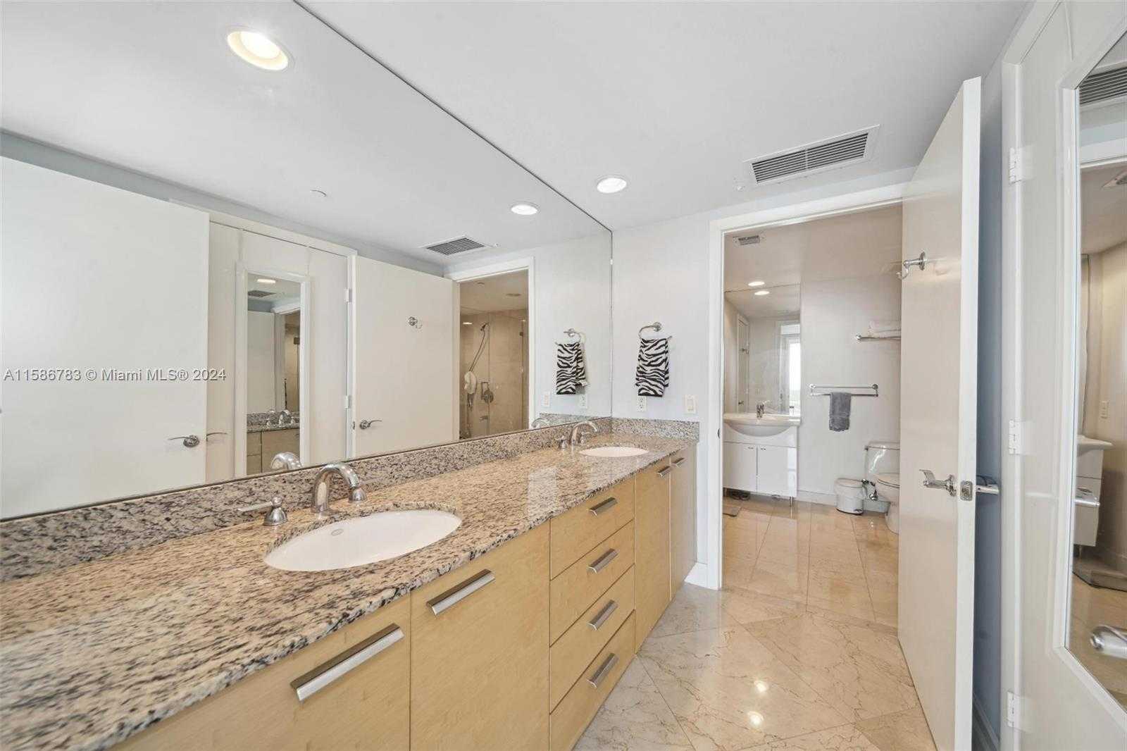 Small Image of 1800 SOUTH OCEAN DR #3206, Hallandale Beach Number 14