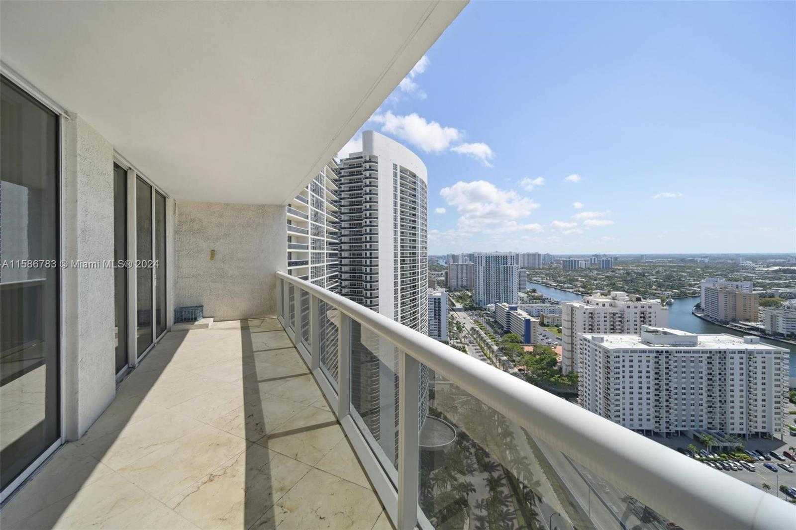 Small Image of 1800 SOUTH OCEAN DR #3206, Hallandale Beach Number 19