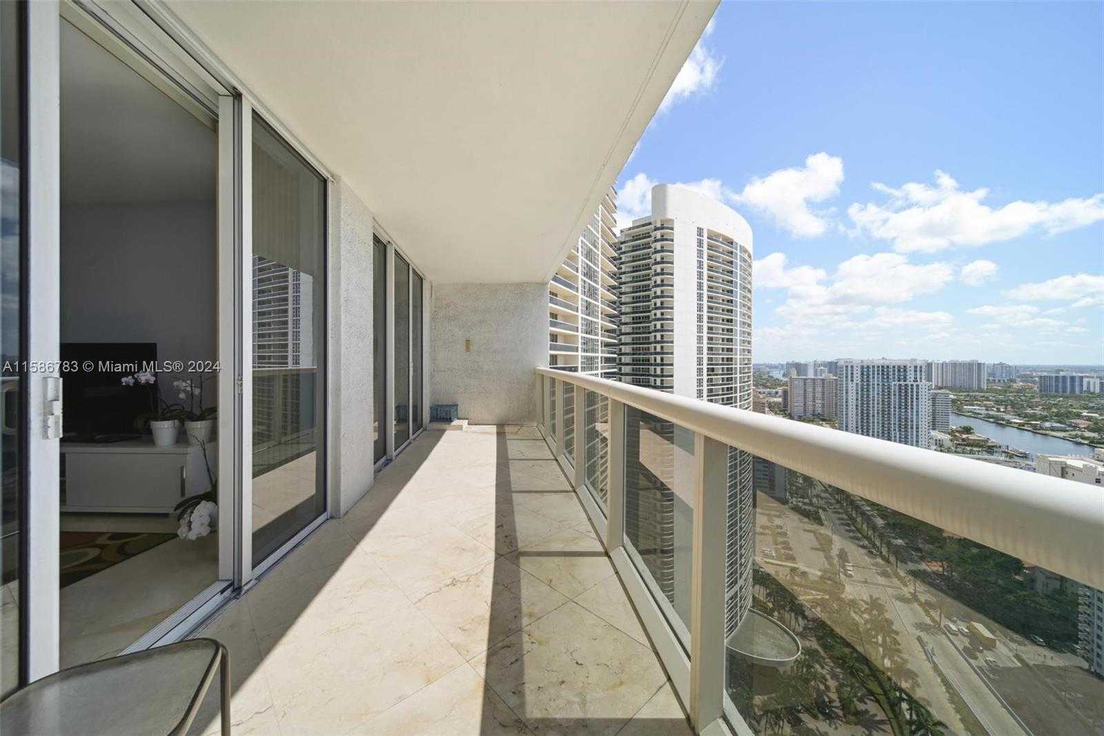 Small Image of 1800 SOUTH OCEAN DR #3206, Hallandale Beach Number 20