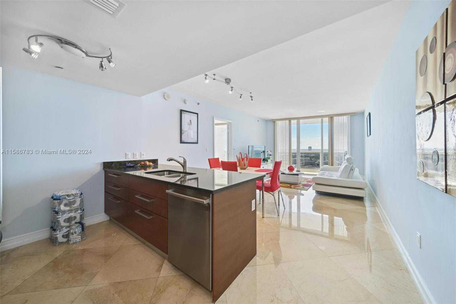Small Image of 1800 SOUTH OCEAN DR #3206, Hallandale Beach Number 5