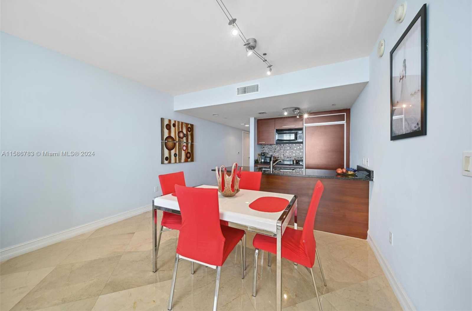 Small Image of 1800 SOUTH OCEAN DR #3206, Hallandale Beach Number 8