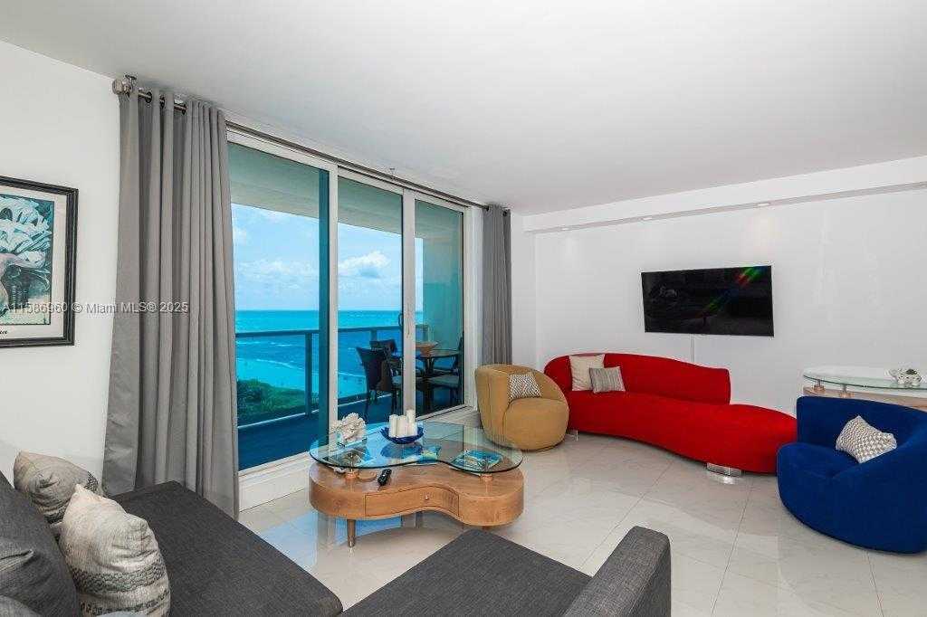 Small Image of 2301 COLLINS AVE #1111, Miami Beach Number 5