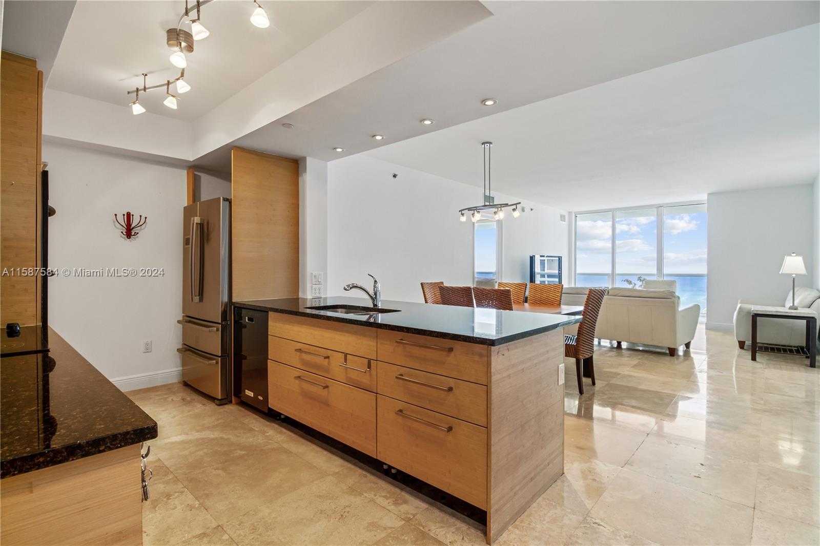 Small Image of 1830 SOUTH OCEAN DR #4204, Hallandale Beach Number 11