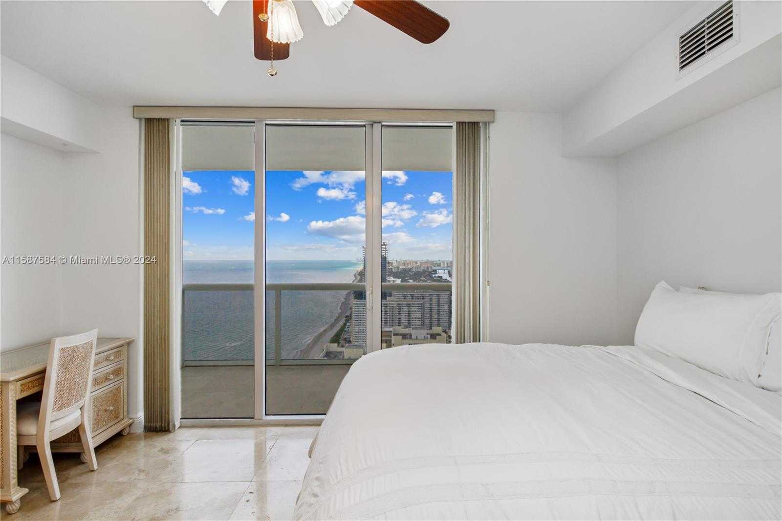 Small Image of 1830 SOUTH OCEAN DR #4204, Hallandale Beach Number 13