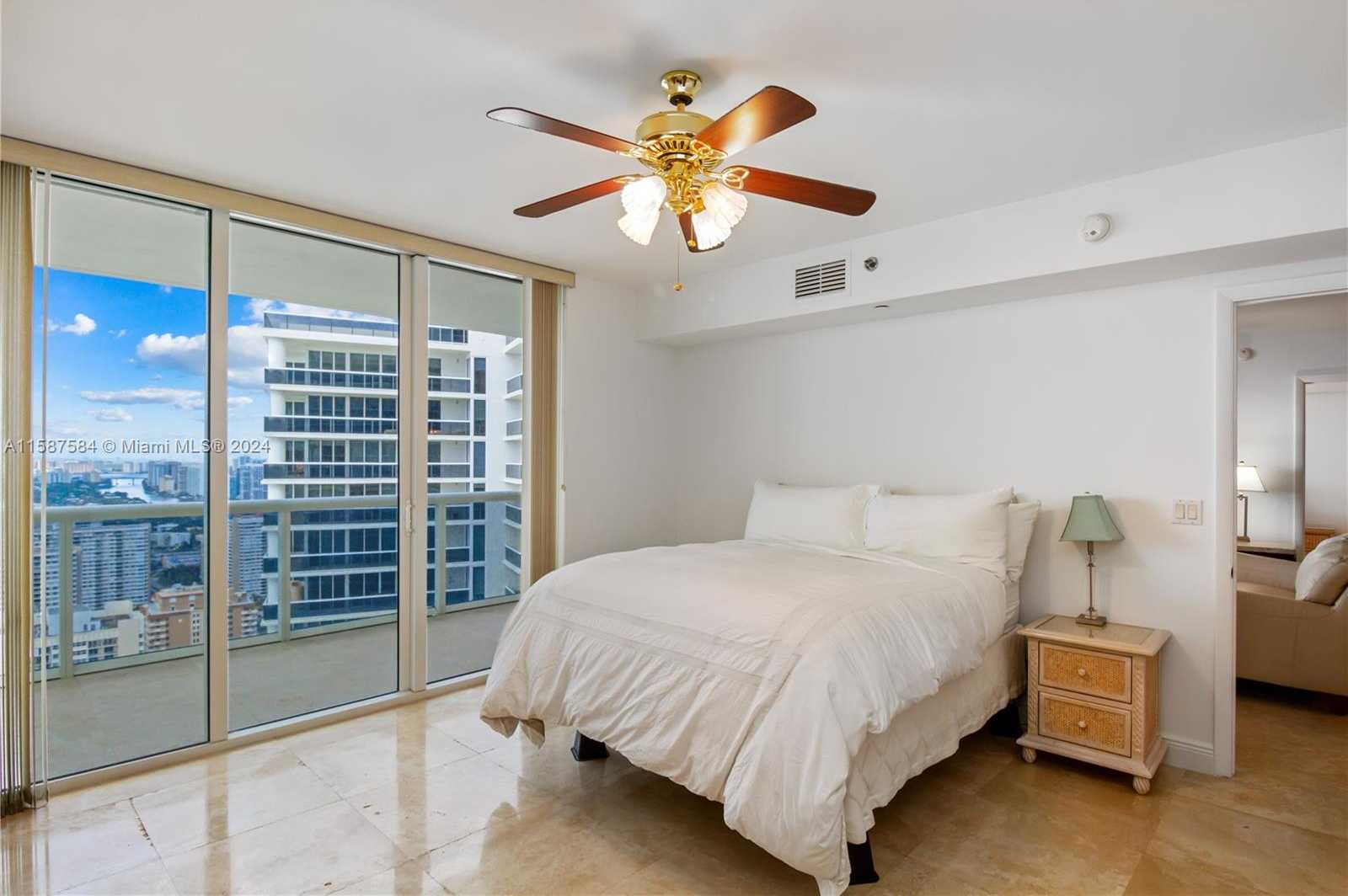Small Image of 1830 SOUTH OCEAN DR #4204, Hallandale Beach Number 16