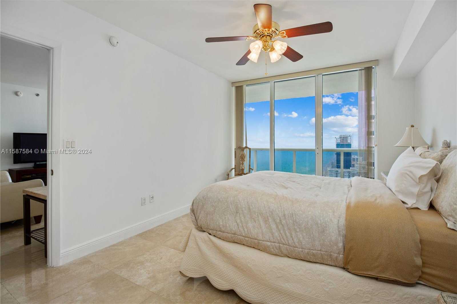 Small Image of 1830 SOUTH OCEAN DR #4204, Hallandale Beach Number 20